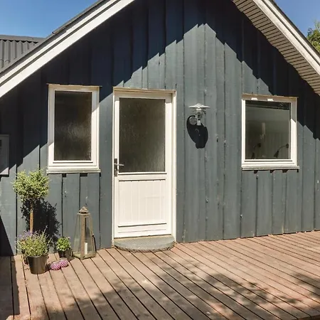 Three-bedroom Holiday In Hemmet