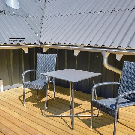 Three-bedroom Holiday In Holiday home Hemmet